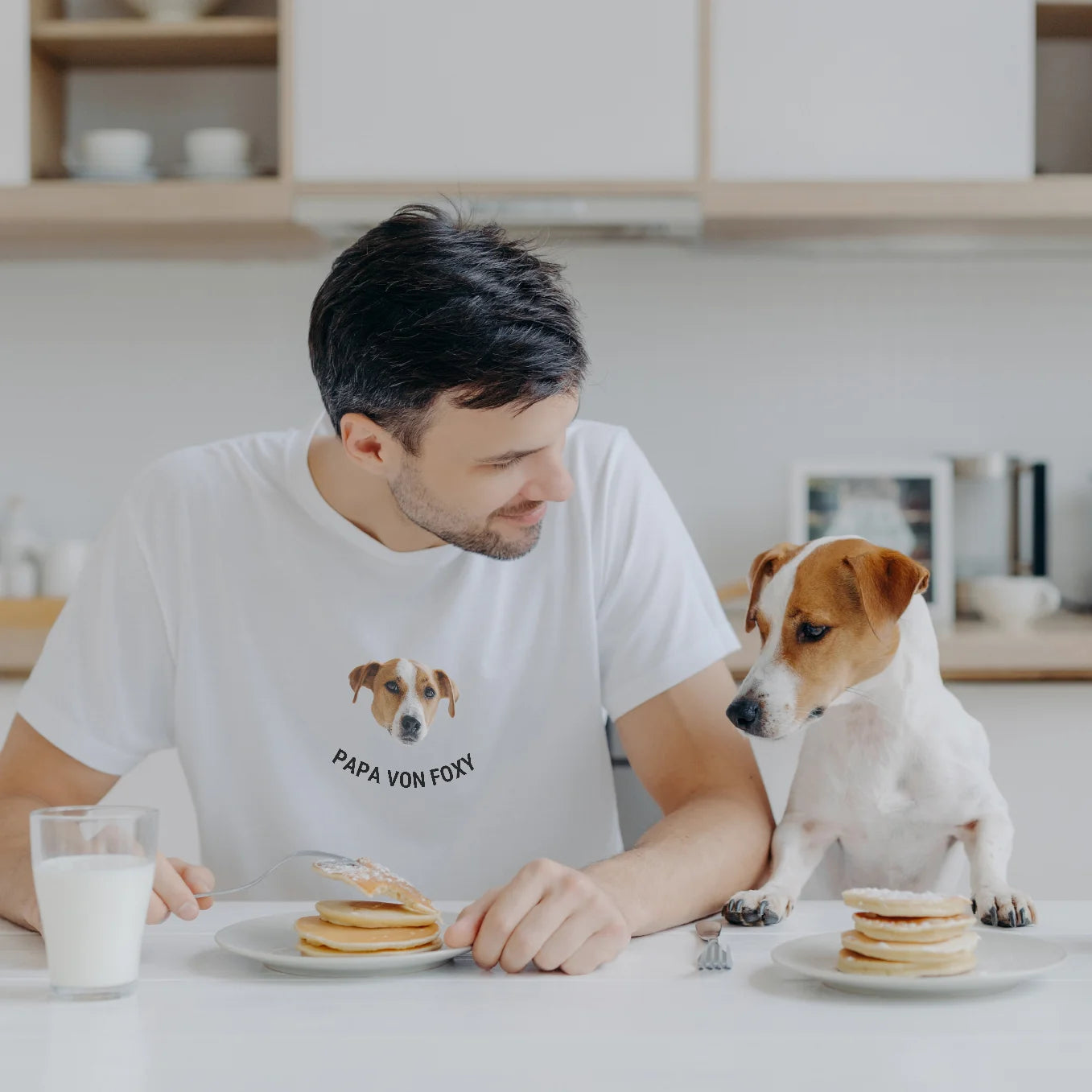 Personalisiertes T-Shirt "Daddy" mit Foto Hey Balu