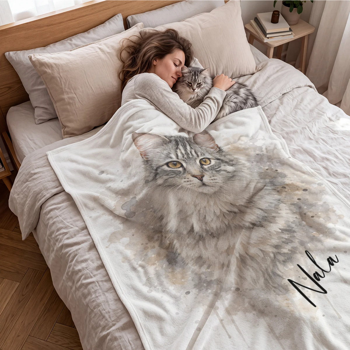 Femme câline son chat au lit sous le plaid chat aquarelle personnalisé market_france